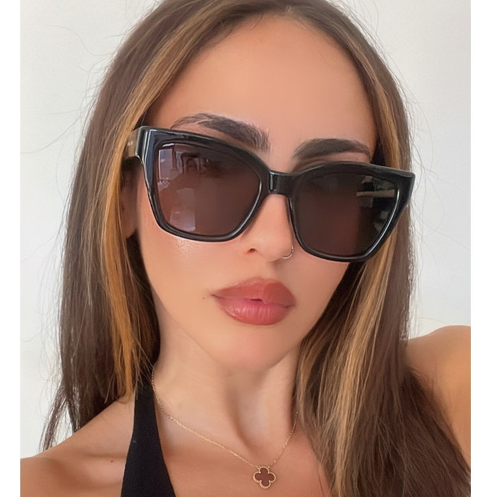 NEW Saint Laurent SL641 Cat Eye Sunglasses in Black - Picture 2 of 8